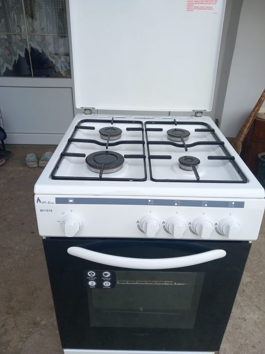 Aragaz Myria cu 4 ochiuri