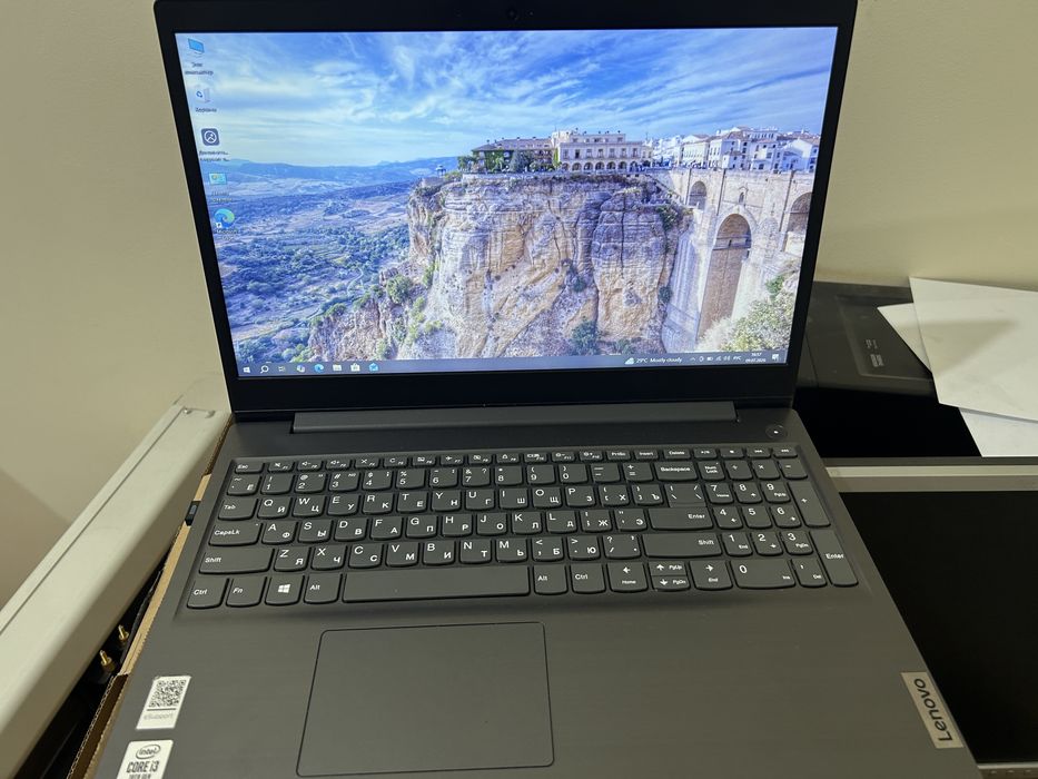 Продам ноутбук Lenovo