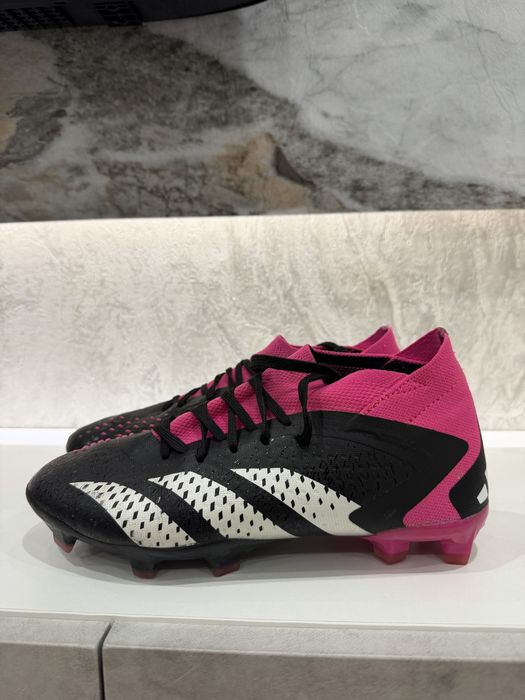 Бутсы Adidas Predator