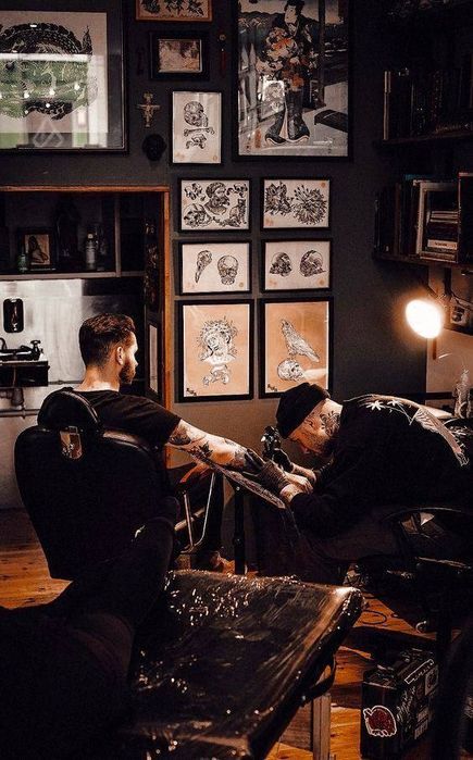 Профессиональное обучение тату мастеров

Даём полный фундамент: теория