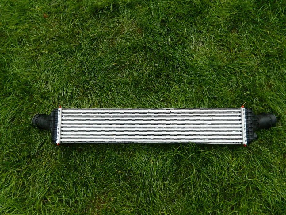 Radiator intercooler Audi A4, A5,A6, A7 , Porsche Macan, VW cod  8K0145805AC