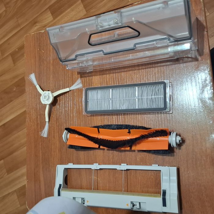 Продам робот пылесос