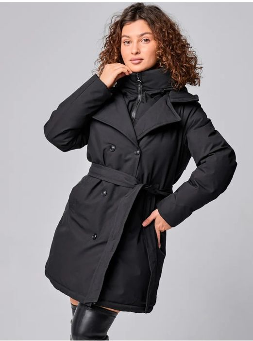 Продам стильную женскую куртку