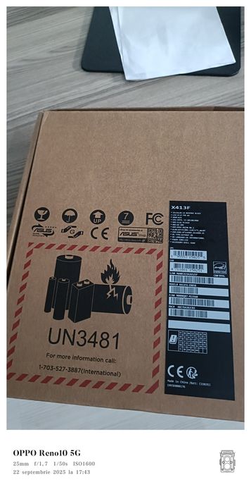 Laptopuri noi sigilate