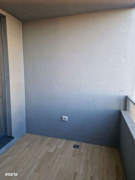 Vand ap. 2 camere + loc de parcare + boxa la ISHO