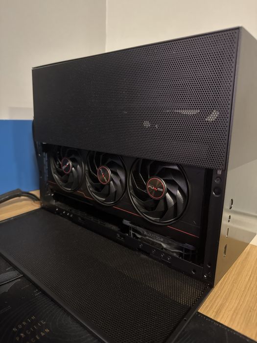 Геймърски Компютър Intel Core i7-13700KF, RX7900XT, 32GB RAM, 2TB