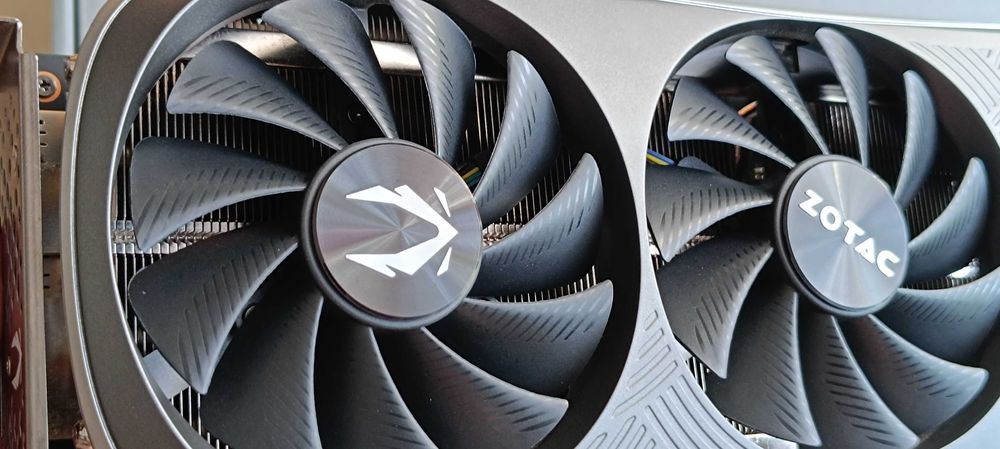 ZOTAC RTX 4070 Ti Trinity 12 Gb.