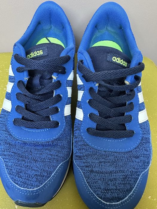 Маратонки adidas neo