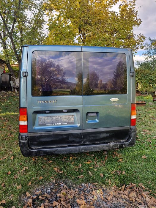 Autoutilitara Ford Transit