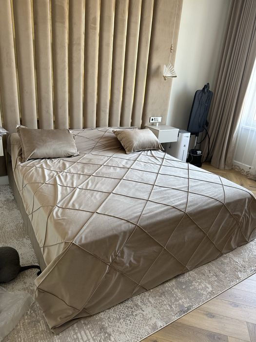 Покрывало с наволочками