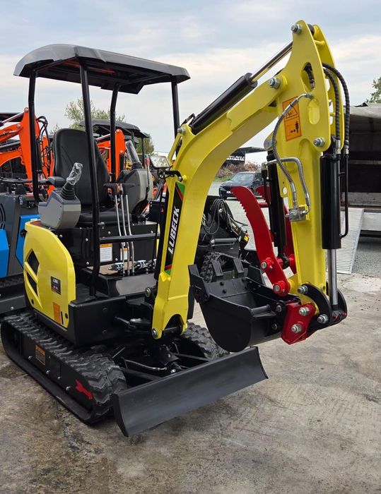 Miniexcavator Lubeck W183-Nou-Motor Diesel 24 CP-Plata in Rate/Leasing