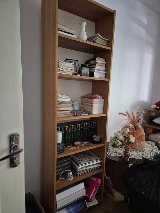 Birou biblioteca