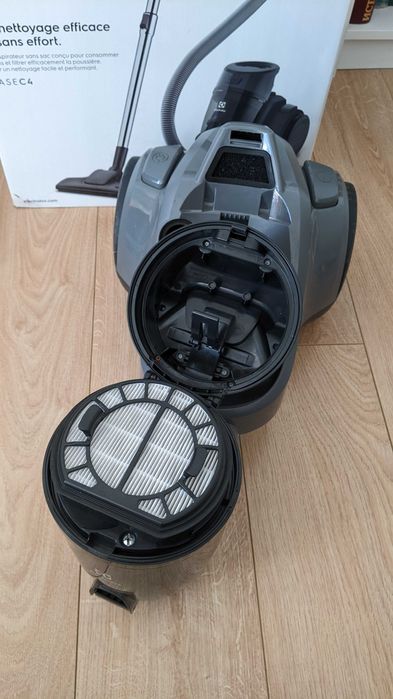 Прахосмукачка Electrolux