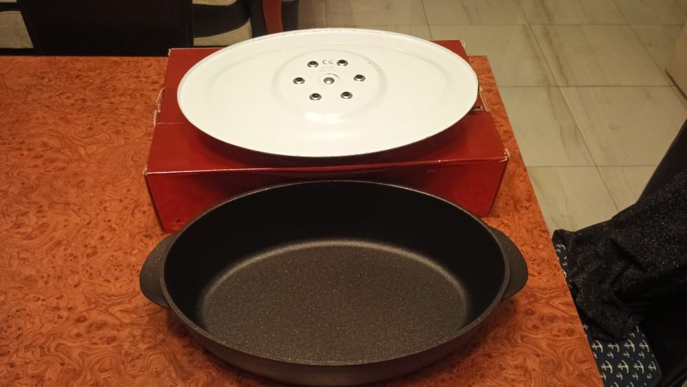 Oală cu capac din inox 18/10