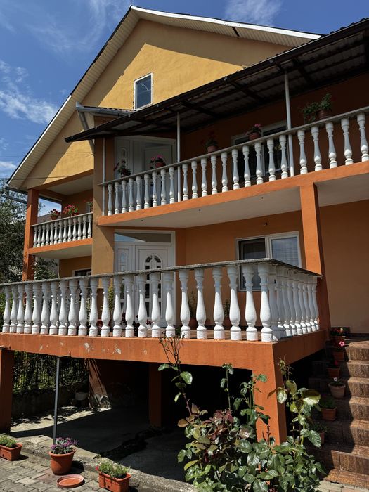 Apartament la Casă / spațiu birou