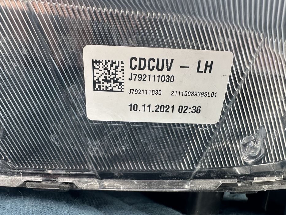 Kia Xceed ляв фар след 2019