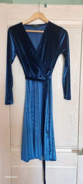 Продам  кофту фирмы гизи