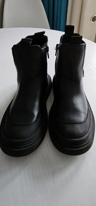 Детские сапоги на девочку