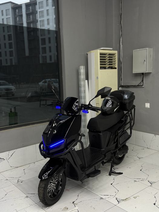 Skuter,moped 4000w