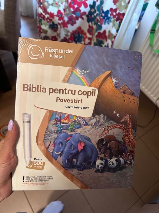 Carte Albi Raspundel Istetel Biblia noua sigilata