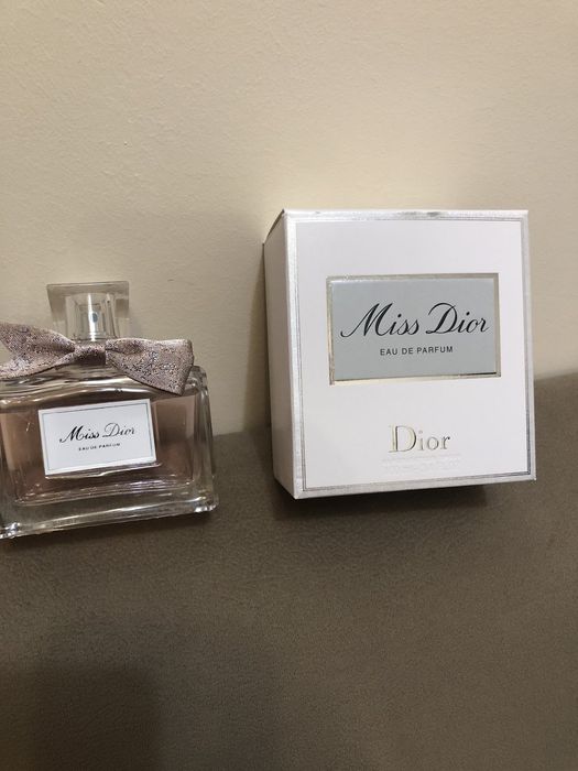 Дамски парфюми Miss Dior