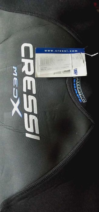 НОВ дамски неопрен Cressi 2.5 мм – размер M, с етикет