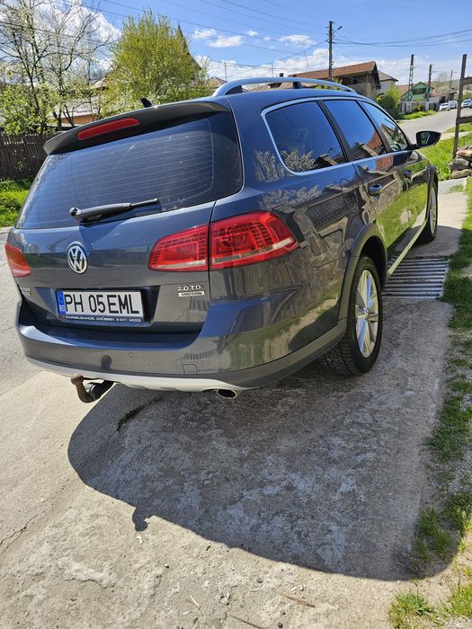 VOLKSWAGEN Passat Alltrack 2013 — imagine 4