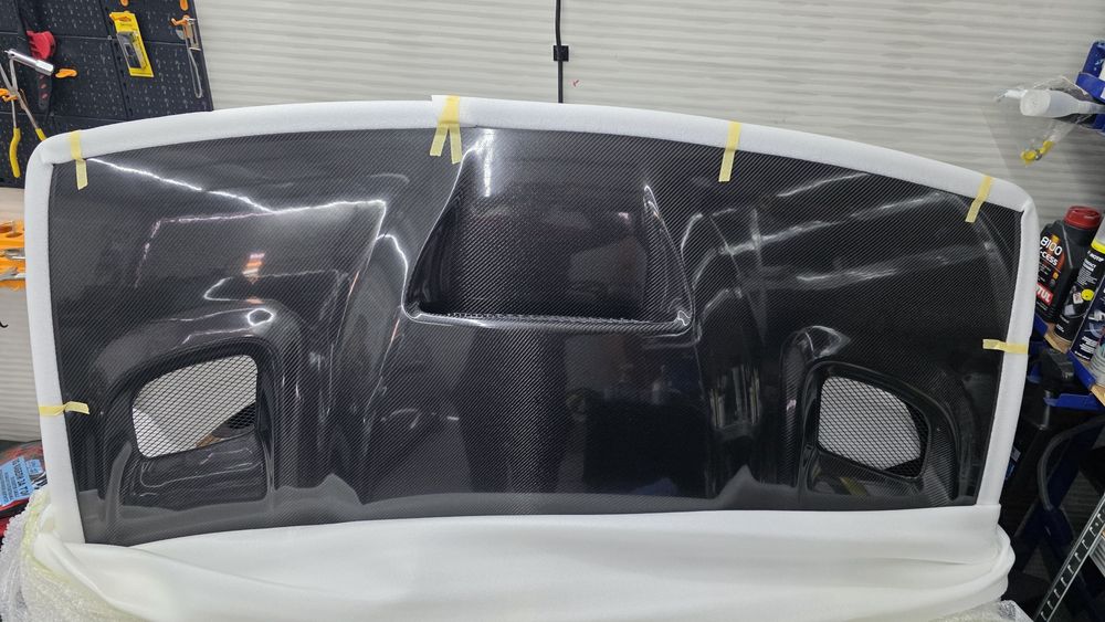 Dodge Challenger Карбон Капак