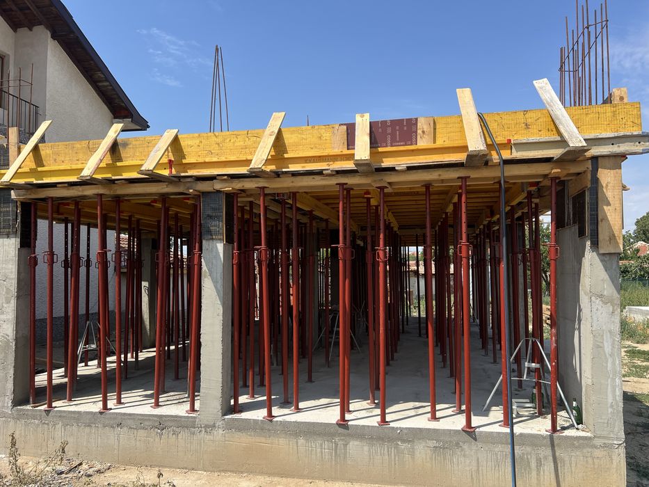 Телескопични метални подпори - хюнебеци ПОД НАЕМ