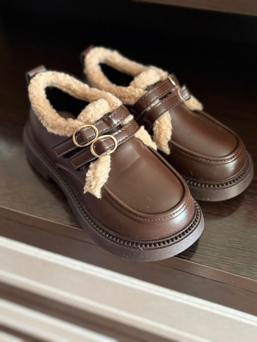 Продаются ботиночки , новые