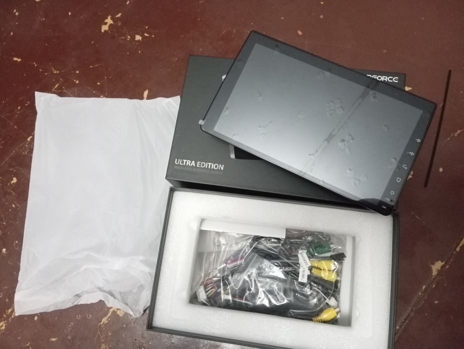 Продам планшет новый