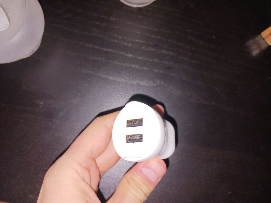 Adaptor (ștecher) priză America (SUA)  cu 2 ieșiri USB