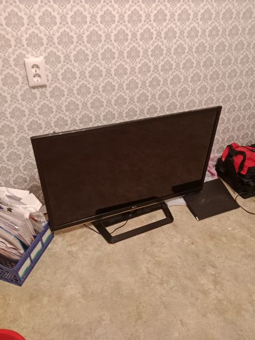 Продам телевизор LG