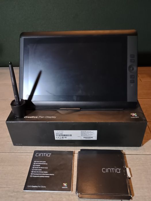 Wacom Cintiq 13HD Creative Pen Display