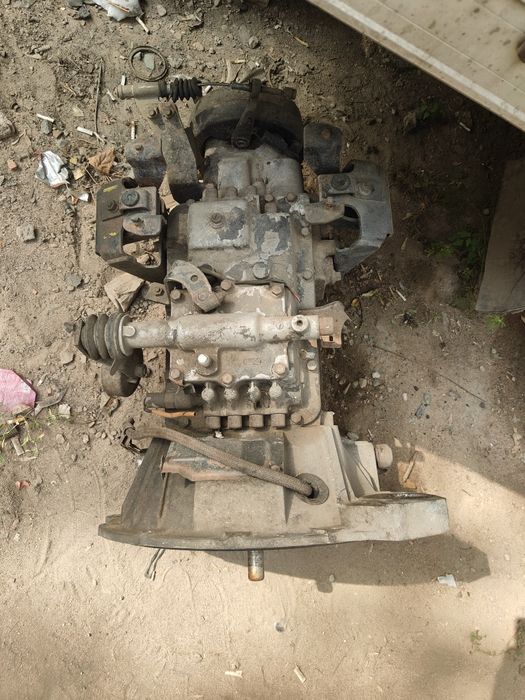 Isuzu, Исузу  мост коробка редуктор