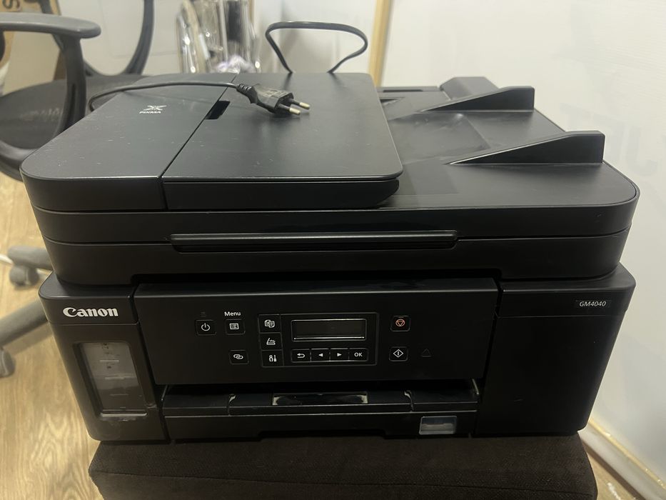 Canon gm 4040.