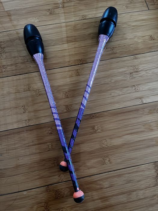 Продам булавы  45см.