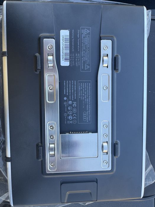 Задни монитори за Ауди