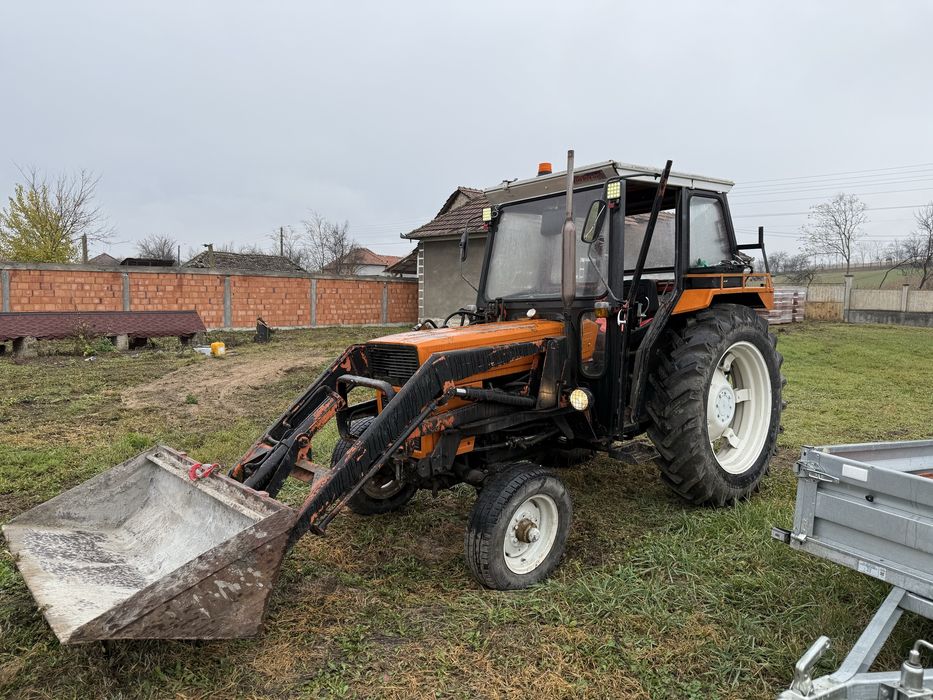 Tractor UTB550 cu incarcator