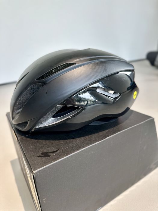 Велошлем Specialized S-Works Evade II ANGi L