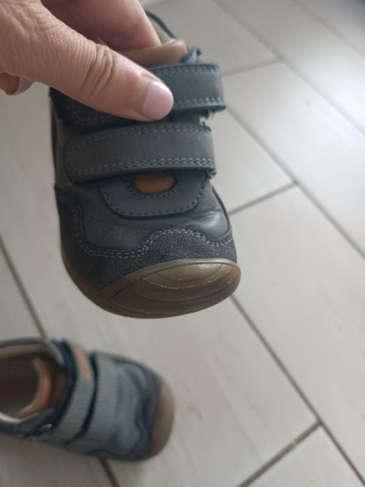 Adidași Biomecanics măr 22