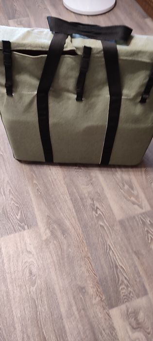 Стол раскладной ,табуретки 4 шт.