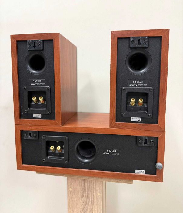 Комплект колони за домашно кино JAMO съраунд S 60 SUR и център S 60