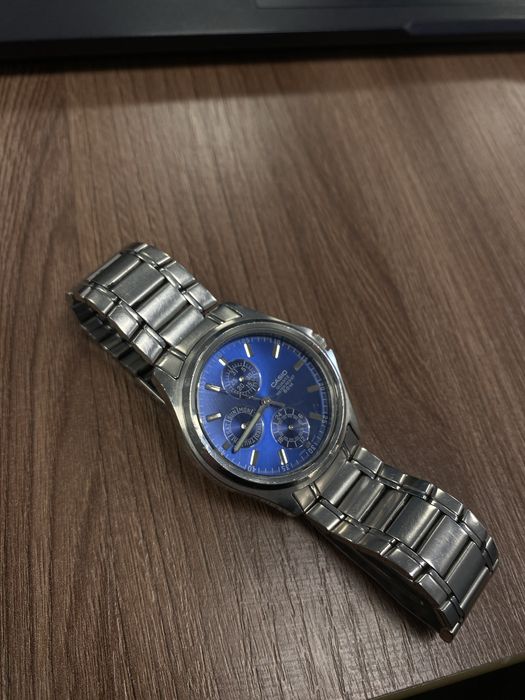 Продам часы Casio
