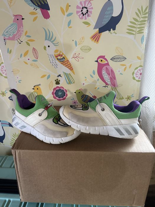 Всички са номер 34 цена 15€