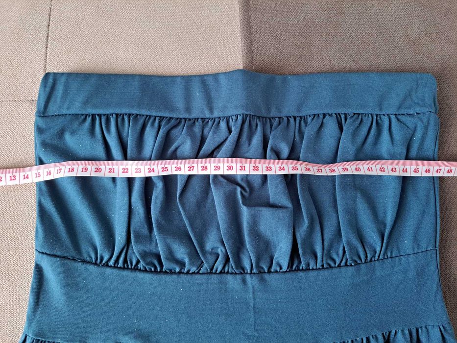 Rochie fără bretele Terranova. Cu sclipici
