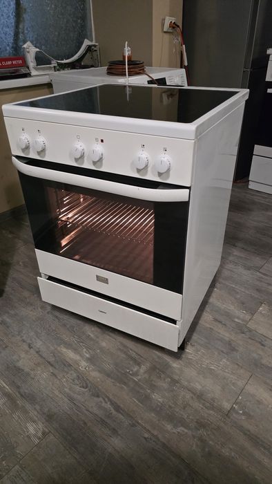 Печка Voss Electrolux