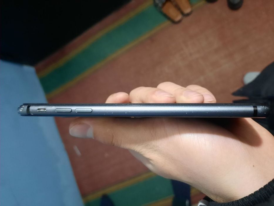 Iphone 8 plus sotiladi