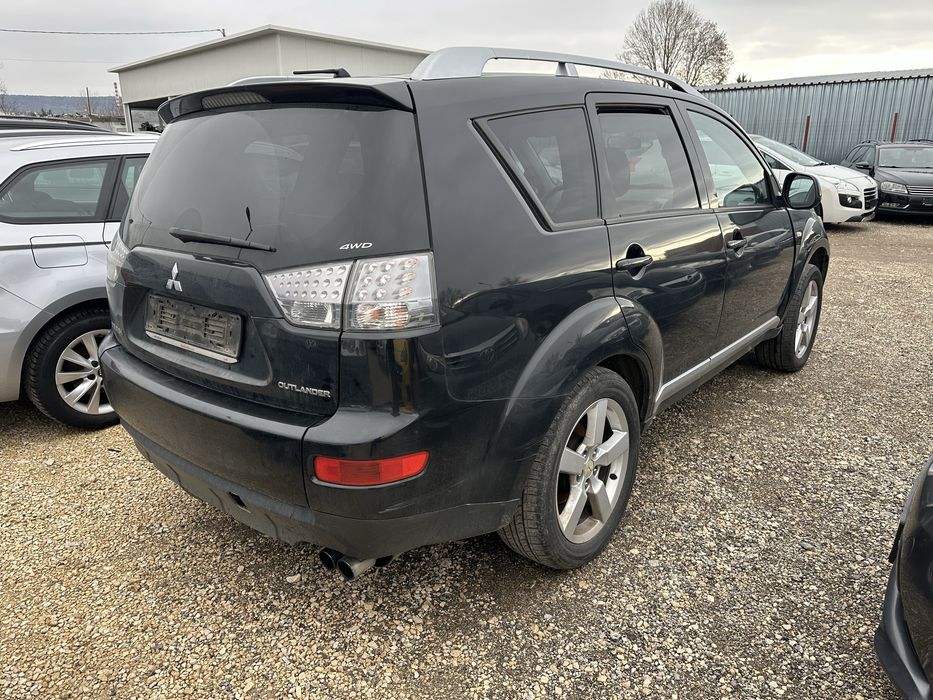 На Части Митсубиши Аутлендър 2.0d- BSY 6+1