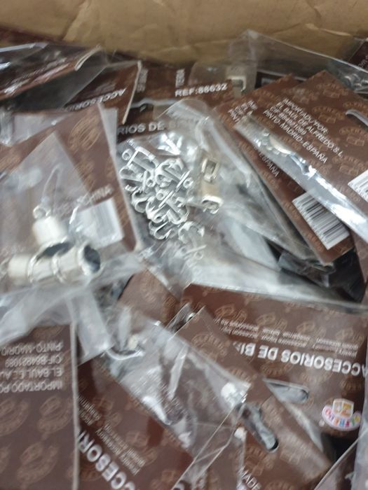 Accesorii metalice pentru bijuterii. 100 pungi pentru 100 lei